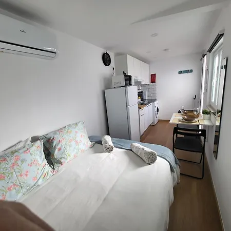 Apartment Cheirinho A Mar Al *